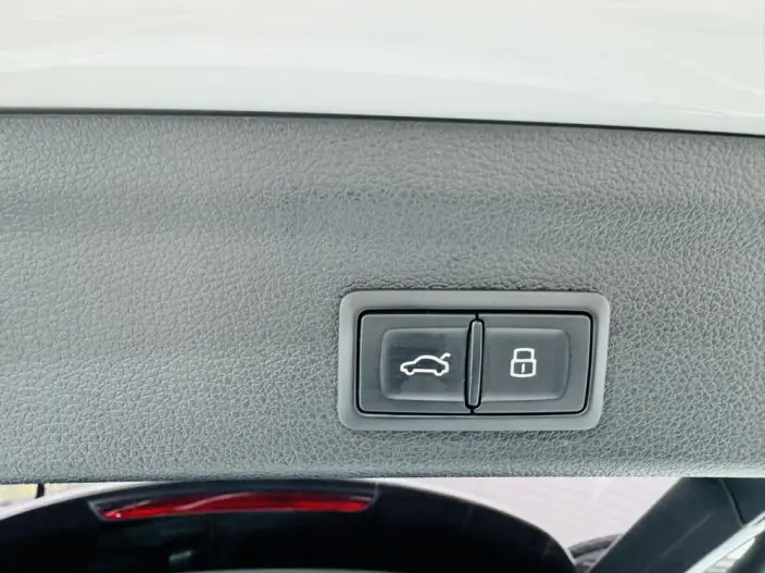 AUDI Q3 2022 Model 35 TFSI Fashion Dynamic Model – фото 8