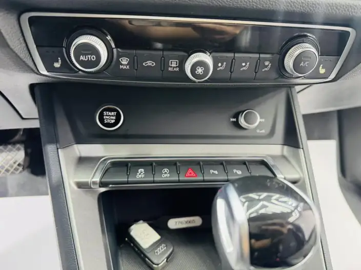 AUDI Q3 2022 Model 35 TFSI Fashion Dynamic Model – фото 10