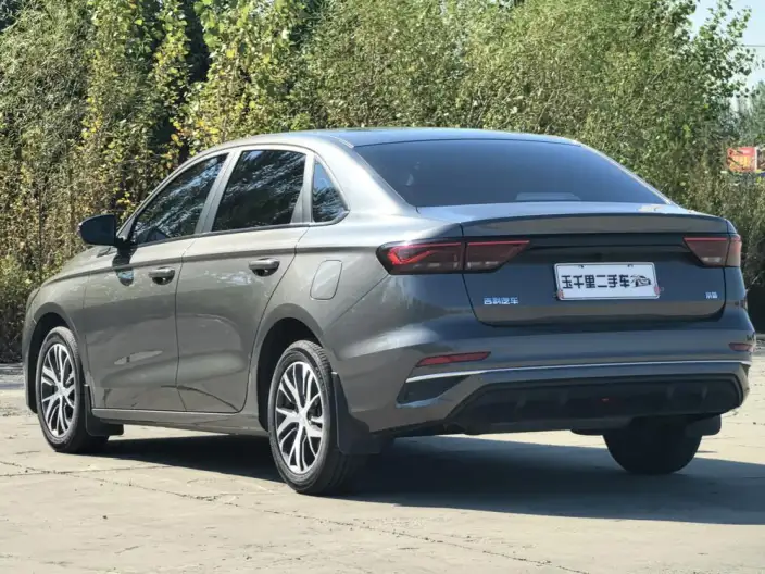 Geely Emgrand 2025 Model No. 4 Gen 1.5L CVT Star Glory Edition – фото 4