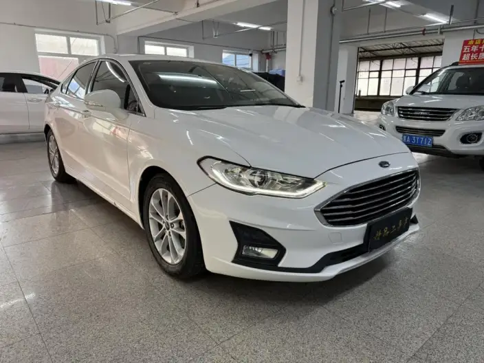 Ford Mondeo 2020 Model EcoBoost 180 Fashion Model – фото 3