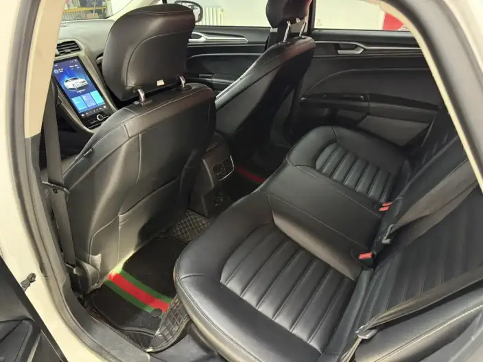 Ford Mondeo 2020 Model EcoBoost 180 Fashion Model – фото 9