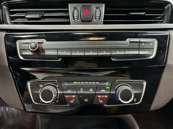 BMW X1 2021 Model Facelift sDrive20Li Fashion Model – фото 8