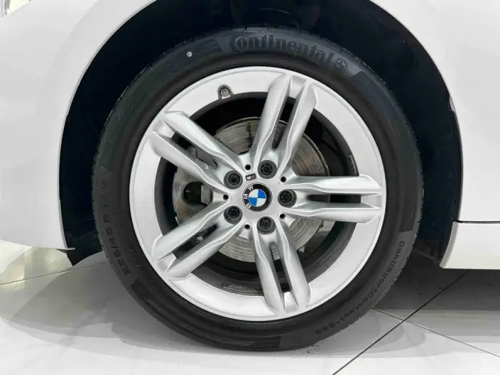 BMW 1 Series 2023 Model 120i M Sports Night Edition – фото 7