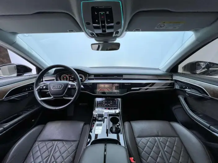 Audi A8 2021 Model A8L 50 TFSI quattro Luxury Model – фото 8