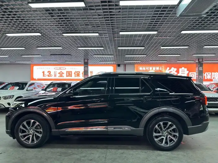 Ford Explorer 2023 Model EcoBoost 285 4WD Fashion plus Edition 7 seat – фото 4