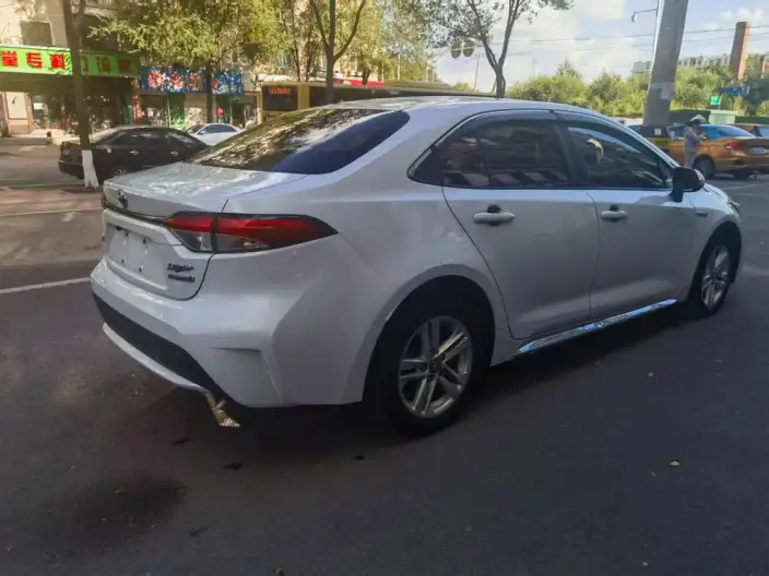 Toyota Levin 2021 Model Hybrid 1.8H E-CVT Sports Edition – фото 6