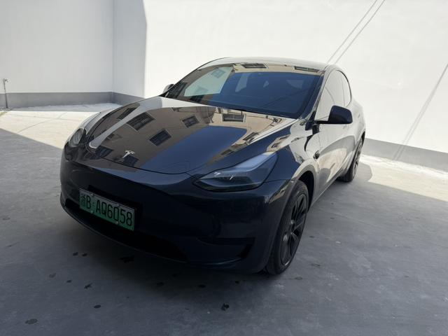 Tesla Model Y 2024 RWD – фото 1