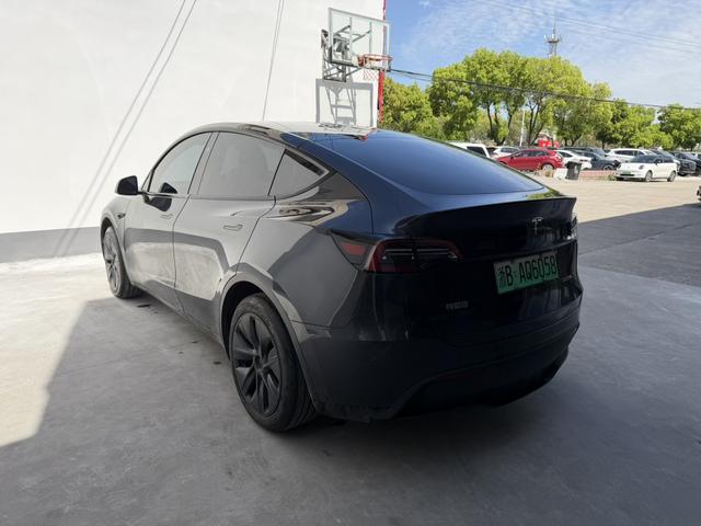 Tesla Model Y 2024 RWD – фото 13