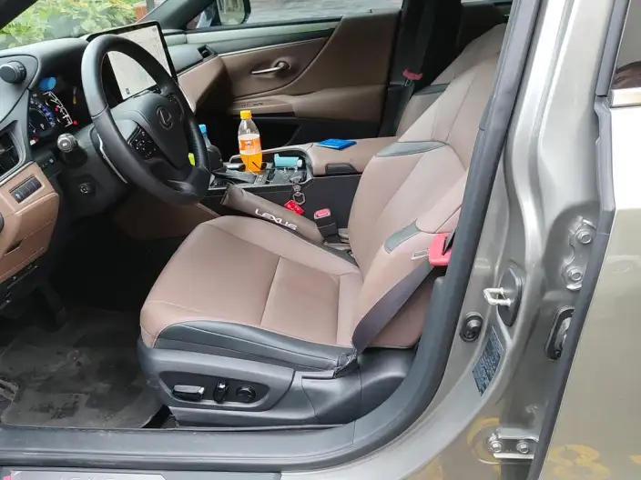 Lexus ES 2025 Model 300h Premium – фото 10