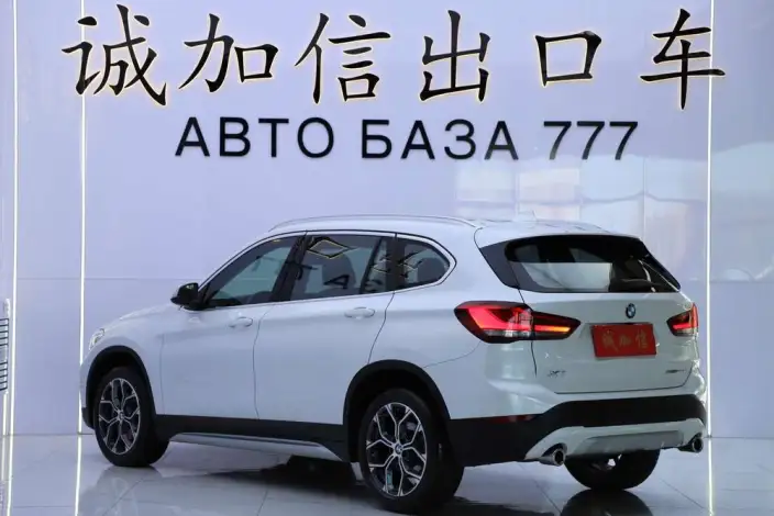 BMW X1 2022 Model sDrive20Li Exclusive Model – фото 4