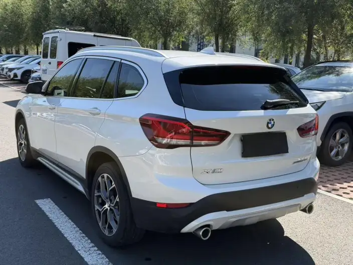 BMW X1 2022 Model sDrive20Li Fashion Model – фото 4