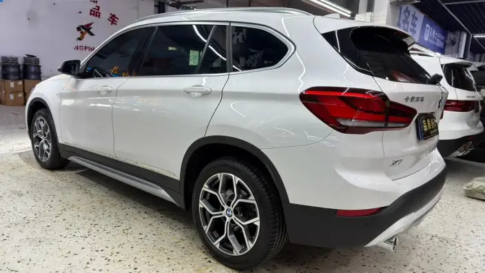 BMW X1 2022 Model sDrive20Li Fashion Model – фото 4