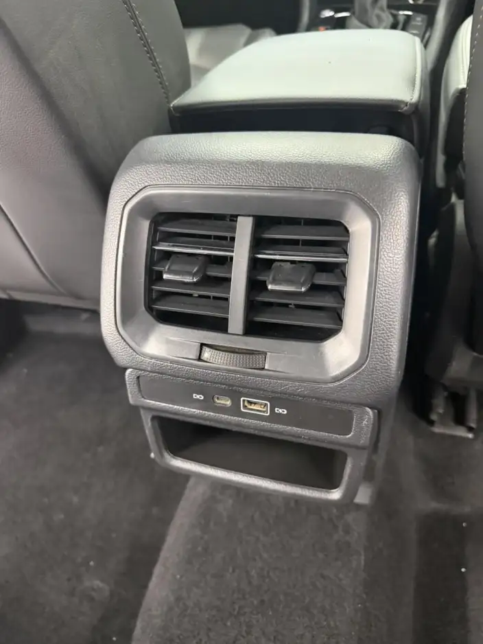 Volkswagen Tharu 2021 Model 280TSI 2WD Deluxe Edition PLUS – фото 8