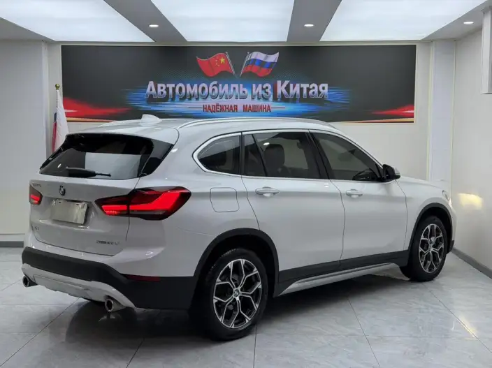BMW X1 2022 Model sDrive20Li Fashion Model – фото 6