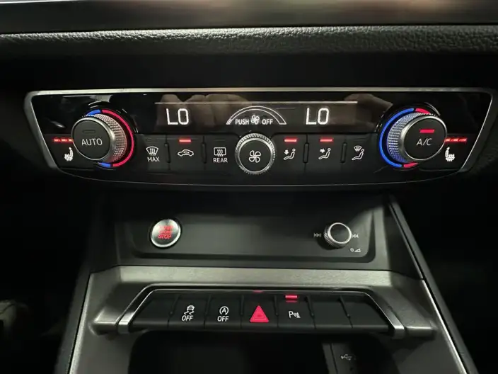 AUDI Q3 2022 Model 35 TFSI Fashion Dynamic Model – фото 7
