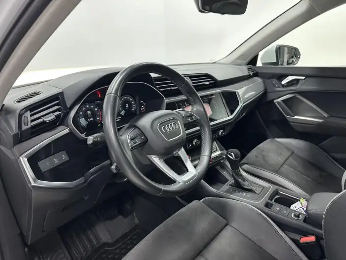 AUDI Q3 2022 Model 35 TFSI Fashion Dynamic Model – фото 10