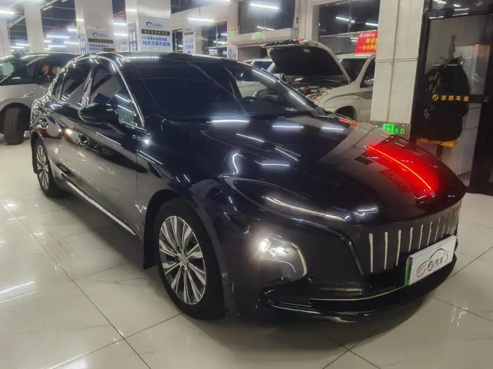 Hongqi E-QM5 2023 Model 620KM PLUS Edition – фото 2