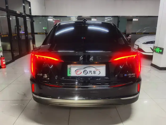 Hongqi E-QM5 2023 Model 620KM PLUS Edition – фото 4