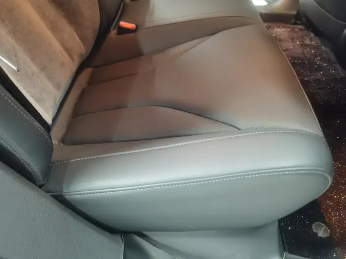Hongqi E-QM5 2023 Model 620KM PLUS Edition – фото 8