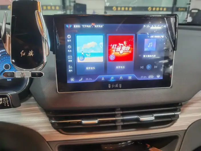 Hongqi E-QM5 2023 Model 620KM PLUS Edition – фото 10