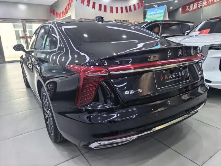 Hongqi H5 2025 Model 2.0T Automatic Flag Enjoy Edition – фото 4