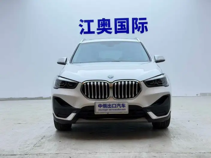 BMW X1 2021 Model sDrive20Li Fashion Model – фото 2