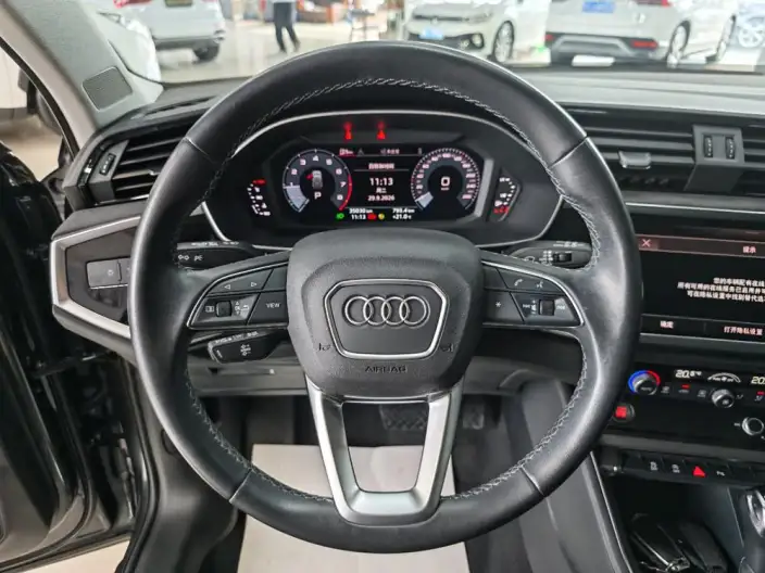 AUDI Q3 2022 Model 35 TFSI Enterprising Dynamic Model – фото 10