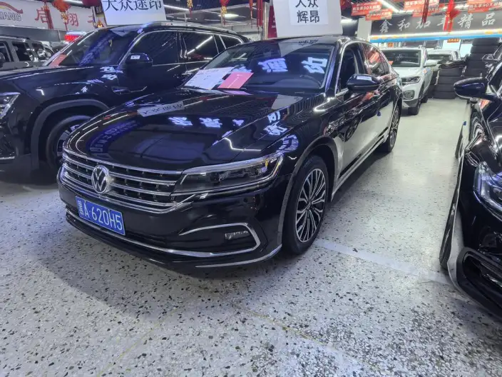 Volkswagen Phaeton 2021 Model 380TSI Deluxe Edition – фото 1