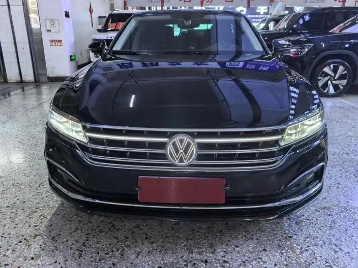 Volkswagen Phaeton 2021 Model 380TSI Deluxe Edition – фото 2