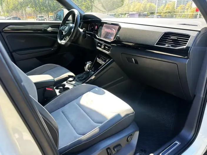 Volkswagen Tayron 2021 Model 380TSI 4WD R-Line Zhilian Edition – фото 8