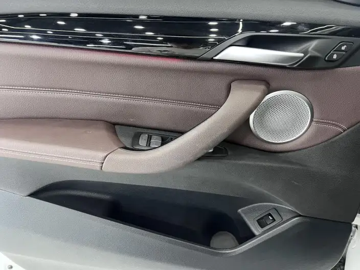 BMW X1 2022 Model sDrive20Li Fashion Model – фото 9