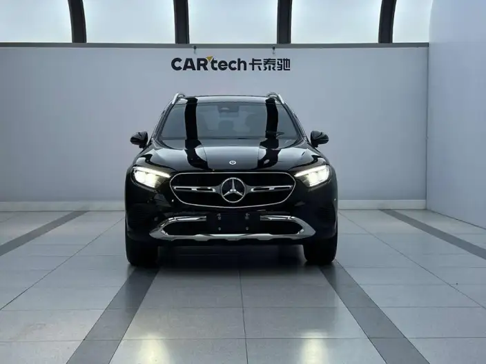 Mercedes-Benz GLC 2024 Model GLC 260 L 4MATIC Dynamic Model 5 seat – фото 2