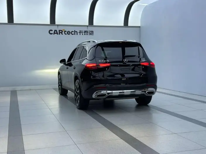 Mercedes-Benz GLC 2024 Model GLC 260 L 4MATIC Dynamic Model 5 seat – фото 3