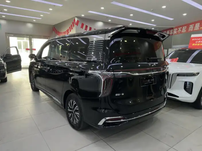 HONGQI HQ9 PHEV 2024 Model 4WD Deluxe Edition – фото 4