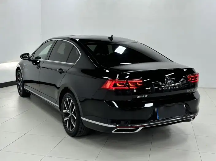 Volkswagen Magotan 2020 Model 280TSI DSG Comfort Model – фото 4