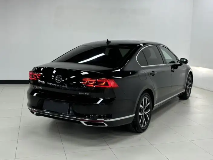 Volkswagen Magotan 2020 Model 280TSI DSG Comfort Model – фото 6