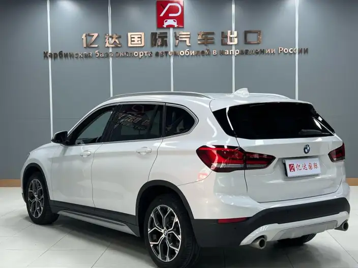 BMW X1 2022 Model sDrive20Li Fashion Model – фото 4