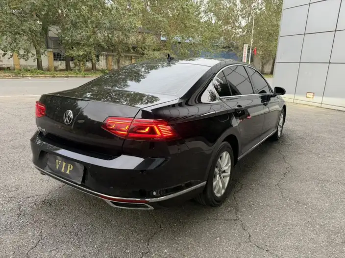 Volkswagen Magotan 2020 Model 280TSI DSG Comfort Model – фото 6