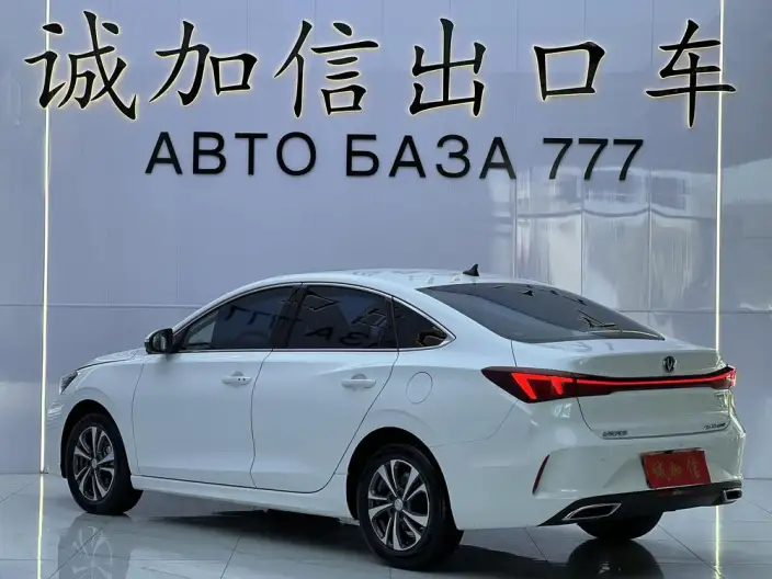 Changan Eado 2022 Model PLUS Blue whale NE 1.4T GDI DCT Noble Model – фото 4