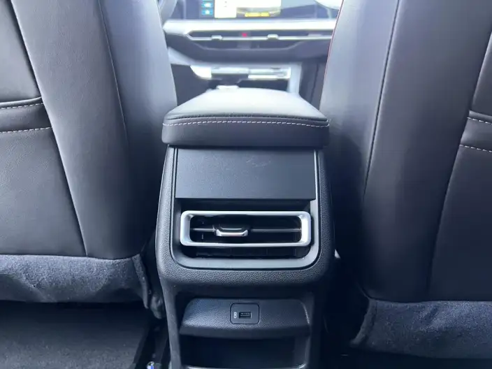 Changan Eado 2022 Model PLUS Blue whale NE 1.4T GDI DCT Noble Model – фото 9