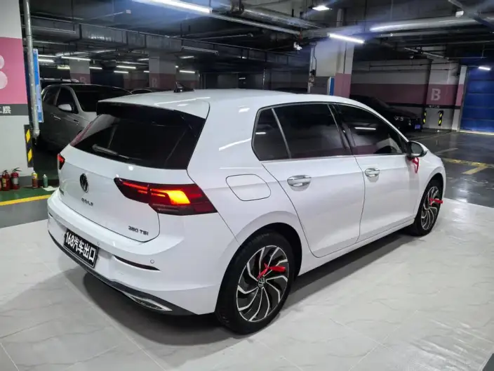 Volkswagen Golf 2021 Model 280TSI DSG Pro – фото 6