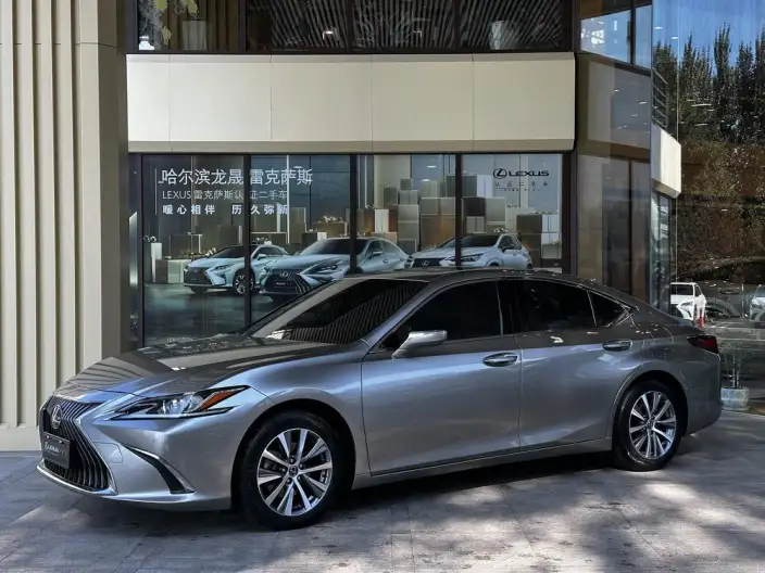 Lexus ES 2020 Model 200 Superior Edition China VI – фото 1