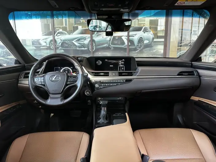 Lexus ES 2020 Model 200 Superior Edition China VI – фото 6