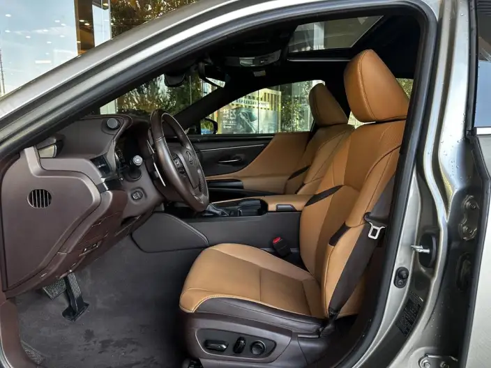 Lexus ES 2020 Model 200 Superior Edition China VI – фото 9