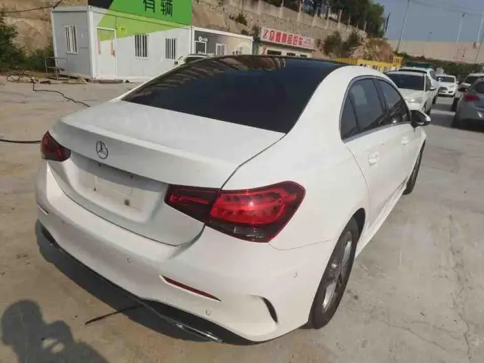Mercedes-Benz A-class 2022 Model A 180 L – фото 3