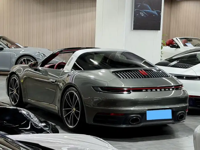 PORSCHE 911 2022 Model Targa 4 3.0T – фото 9