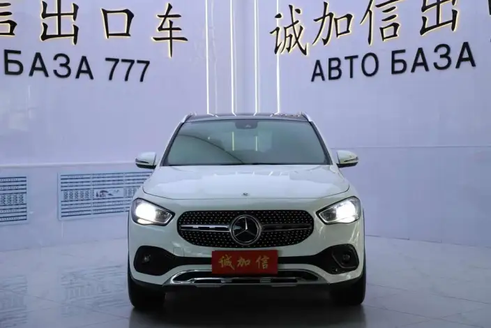 Mercedes-Benz GLA 2022 Model GLA 180 – фото 2