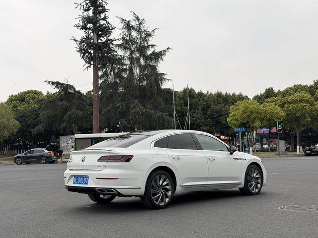 Volkswagen CC 2021 380TSI Eye-Catching – фото 9