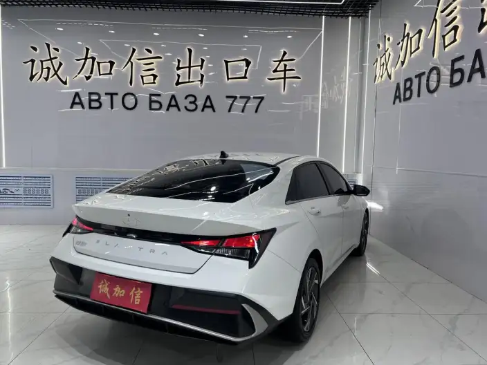 Hyundai Ioniq 2023 Model 1.5L CVT GLX Elite Edition – фото 6
