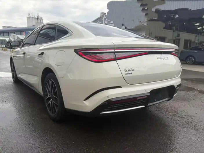 BYD Seal DM 2024 Model Honor Edition DM-i 1.5L 121KM Luxury Model – фото 4